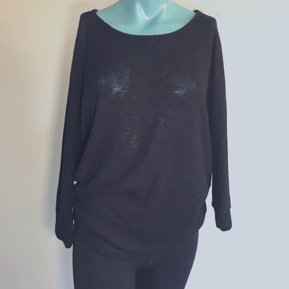 Black slouchy knit sweater 3/4 sleeve